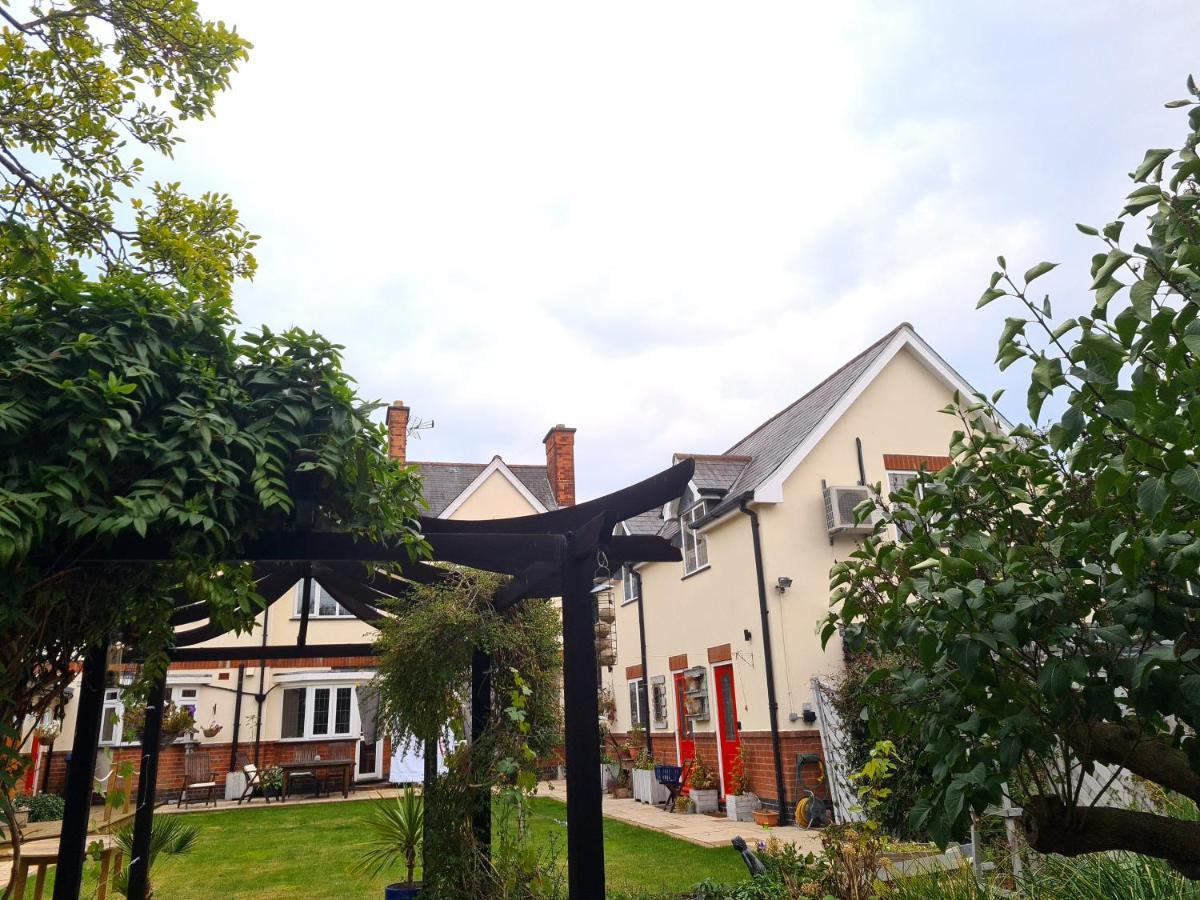 Peaceful Self Contained Studio In Lovely Garden. Hinckley Exterior foto