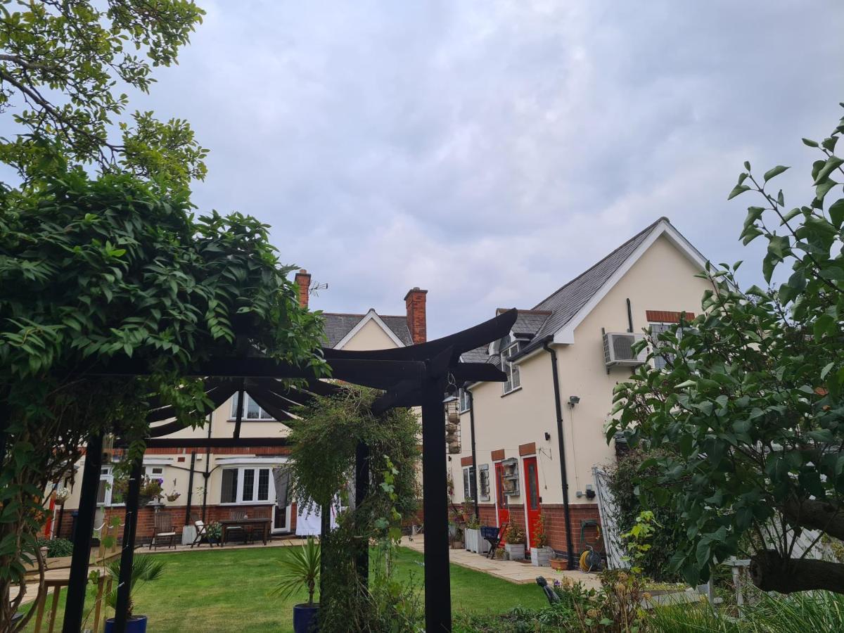 Peaceful Self Contained Studio In Lovely Garden. Hinckley Exterior foto